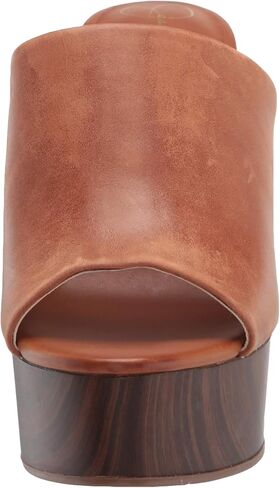 Jessica Simpson Women's Shelbie Block Heel Platform Heeled Sandal, Caramel, 7.5 in Saudi Arabia