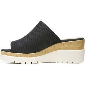 صندل نسائي من Naturalizer Goodtimes M Mule سهل الارتداء