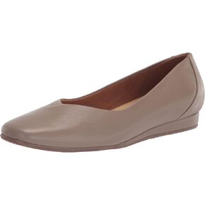 SoftWalk Women's Vellore Ballet Flat