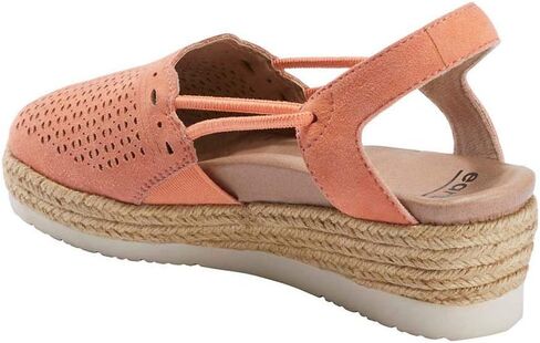 Earth Shoes Buran Azalea in Saudi Arabia