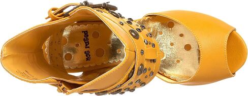 Women's Inked Cuffed Pump in Kuwait