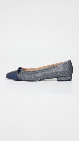 Stuart Weitzman Women's Sleek Bow Flats in Saudi Arabia