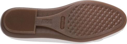 كعب مسطح نسائي من Aerosoles Big Bet، أبيض، عرض 6.5 in Kuwait
