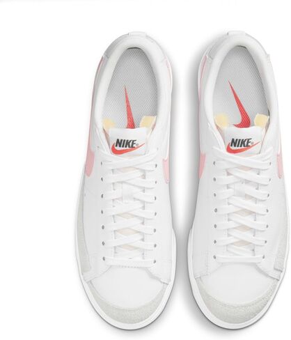 حذاء رياضي نسائي من NIKE، أبيض وردي Glaze Summit أبيض أسود، 8 in Kuwait