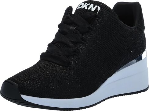 صندل نسائي من DKNY برباط وكعب عريض in Saudi Arabia