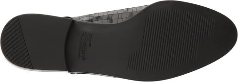 Trotters Women's Lucy Flat in Saudi Arabia