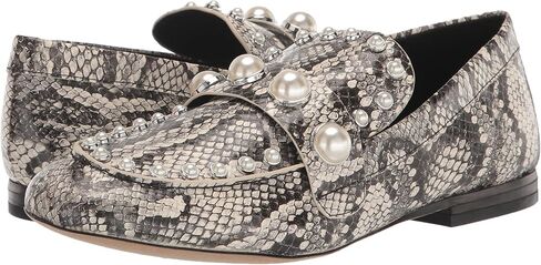 حذاء لوفر نسائي من Karl Lagerfeld Paris مصنوع من قماش Avah Pearls in Kuwait