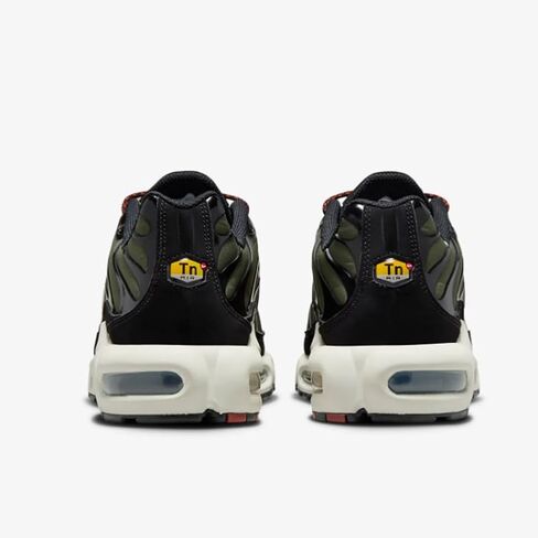 Nike AIR MAX Plus, Cargo Khak/Blk-Phantom. 10.5 US, FB9722 300 in Saudi Arabia