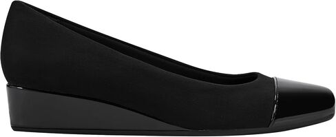 Easy Spirit women's Gilian2 Pump in Saudi Arabia