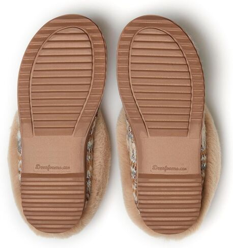 Dearfoams Women's Hannah Chenille Knit Clog Slipper in Saudi Arabia