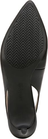 LifeStride women's Classic Pump in Saudi Arabia