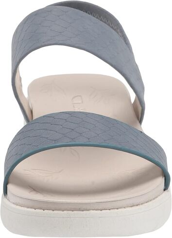 CL by Chinese Laundry Women's Catching Sport Sandal in Saudi Arabia