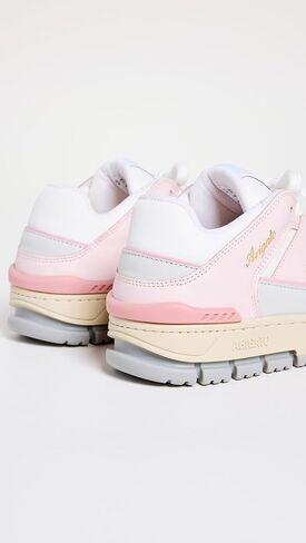 Women's Area Lo Sneakers in Saudi Arabia