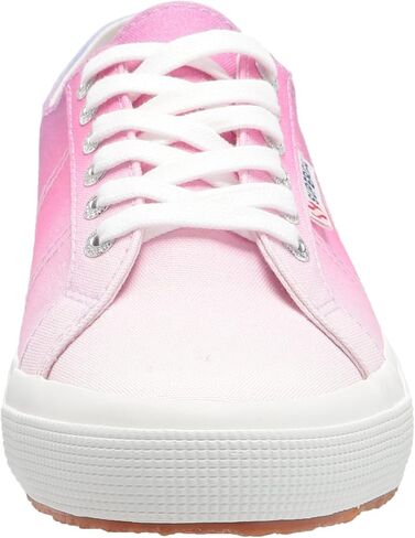 حذاء رياضي نسائي من Superga 2750 بطباعة متدرجة in Kuwait