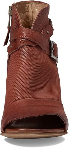 ميز موز كايلا in Kuwait