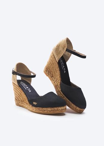 صنادل نسائية من Viscata Satuna Espadrille Canvas Wedges Spain مصنوعة يدويًا بكعب 3 ½ بوصة مع قماش من القطن العضوي المسامي ونعل أوسط من الجوت الطبيعي بنسبة 100% لجميع المناسبات: كاجوال، عمل، حفلة in Kuwait