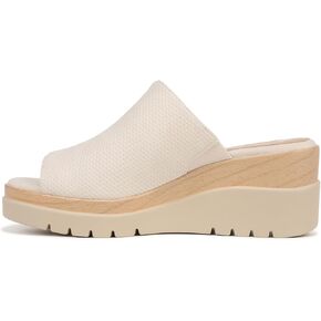 صندل نسائي من Naturalizer Soul Goodtimes Mule بكعب عريض