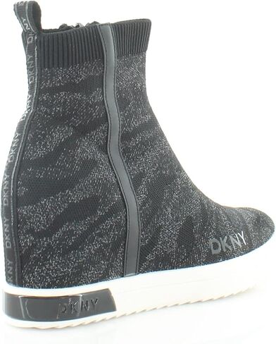 أحذية رياضية نسائية كاجوال وعصرية من DKNY من نوع Cali Knit in Saudi Arabia
