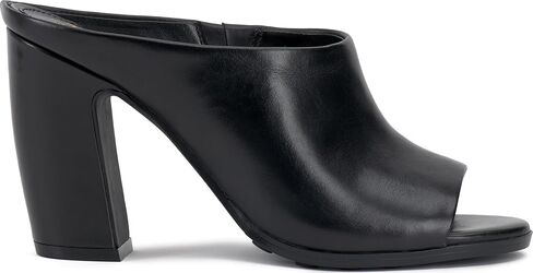 Vince Camuto Women's Brianda Pump in Saudi Arabia