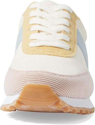 Dirty Laundry Women's Desert Dog Sneaker in Kuwait