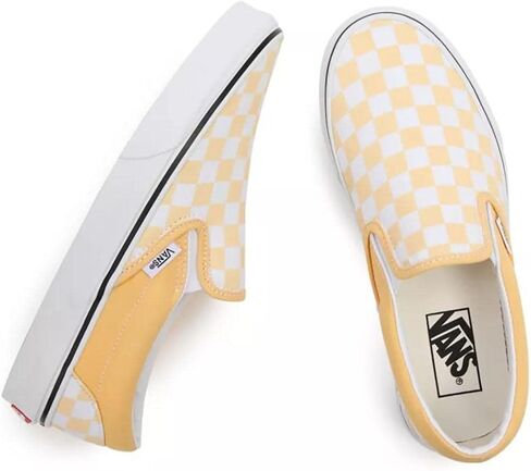 حذاء Vans الكلاسيكي سهل الارتداء للبالغين من الجنسين in Saudi Arabia