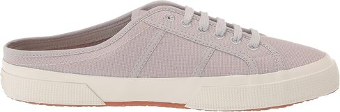 حذاء رياضي نسائي من Superga 2402 من القماش العضوي ذو صبغة طبيعية in Kuwait