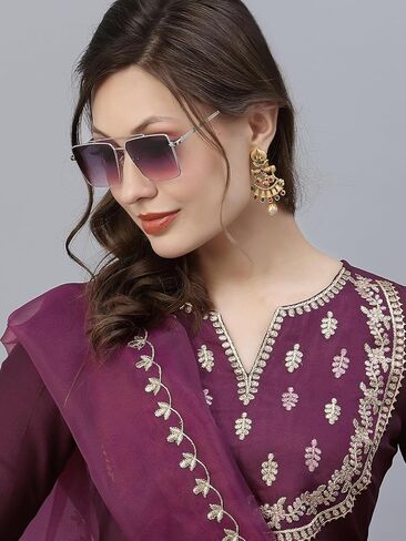 مجموعة كورتا بلازو مستقيمة مطرزة بالشينون للسيدات من SIRIL مع وشاح in Kuwait