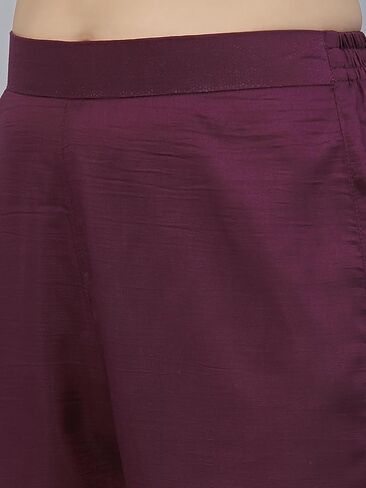 مجموعة كورتا بلازو مستقيمة مطرزة بالشينون للسيدات من SIRIL مع وشاح in Kuwait