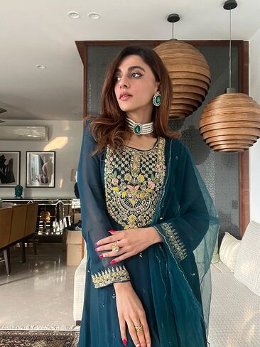 I Jewels Gold Plated Indian Wedding Bollywood Green Stone Studded Pearl Choker Necklace Jewellery Set For Women/Girls (ML316) in Saudi Arabia