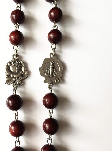 elegantmedical Handmade Rare Fragrance Red Sandalwood Beads ROSE ROSARY NECKLACE Italy Cross Catholic gifts in Saudi Arabia
