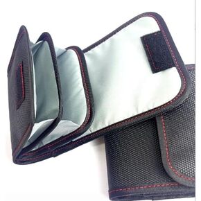 Professional Photography Filter Bag, 3-Pocket Camera Lens Filter Bag Entrainment, Waterproof And Dustproof Anti-Fall Design Suitable for 25mm-82m Filters, Pack of 2 (Black)