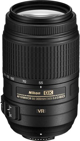نيكون - عدسة AF-S DX NIKKOR مقاس 55-300 مم f/4.5-5.6G ED VR عدسة تكبير تليفوتوغرافي (2197) + مجموعة مرشح + حافظة غطاء + مجموعة تنظيف in Saudi Arabia