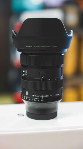 عدسة سيجما 24-70 مم f/2.8 DG DN II Art لـ Sony E Mount مع ملحقات Pixel المتقدمة وحزمة السفر | 57A965 | ضمان سيجما ممتد لمدة 3 سنوات |Sigma 24-70mm f/2.8 DG DN II Art in Kuwait