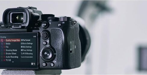 Sony Alpha 7S III Full-frame Interchangeable Mirrorless Digital Camera Body (Black) - High-Performance 4K Video Bundle with 17-50mm, Editing Software, 128GB SD Card, and Accessories (7 Items) in Saudi Arabia