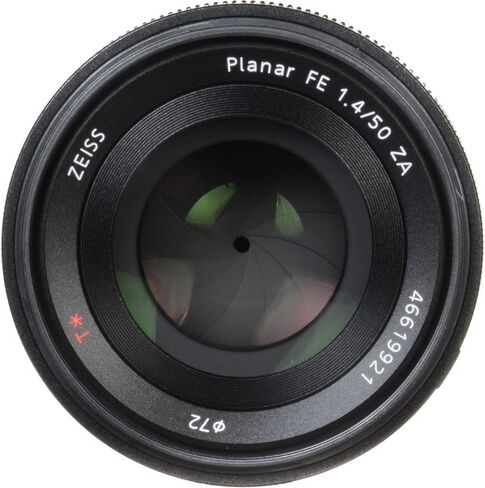 عدسة Sony Planar T FE مقاس 50 مم f/1.4 ZA SEL50F14Z، طقم فلتر، حافظة غطاء، طقم تنظيف، والمزيد in Saudi Arabia