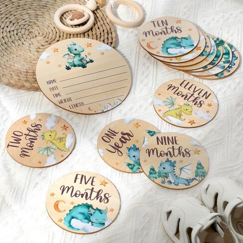 بطاقات معلم شهرية من Huray Rayho Little Dragon Baby علامات خشبية محايدة دعائم تصوير لحديثي الولادة مجموعة من 13 قرصًا خشبيًا من شهر واحد إلى عام واحد، سجل نمو الطفل in Kuwait