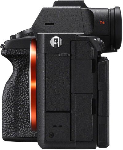 هيكل كاميرا Sony Alpha a7R V 61.0 ميجابكسل بإطار كامل وعدسة رقمية قابلة للتبديل - حزمة مع Flashpoint XPLOR 100 Pro TTL R2 ضوء أحادي يعمل بالبطارية in Saudi Arabia