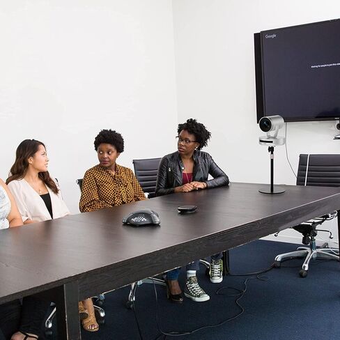 حامل مكتبي لكاميرات الويب، ارتفاع قابل للتعديل من 25 سم إلى 41 سم، حامل مكتبي قابل للدوران 360 درجة، دعامة قوية ومستقرة، متوافق مع V403/V21/V21-AF/C40/V11 والأجهزة الأخرى ذات خيط 1/4 بوصة in Kuwait