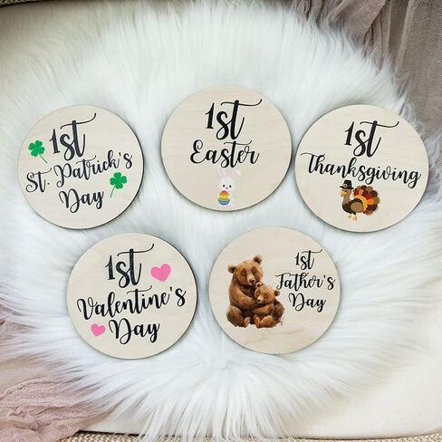 بطاقات My First Holiday Milestone، علامة الأقراص الخشبية لعطلة Baby Milestone، بطاقة Milestone الخشبية، معالم الطفل، دعامة للصور (عطلة) in Kuwait