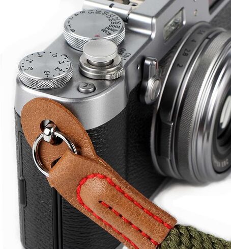حزام معصم للكاميرا مصنوع من القطن الناعم متوافق مع Fujifilm X-T5 X-T30 X-T20 X-T4 X-T3 X100V X100F Sony A6000 A6100 A6300 A6400 A6500 A6600 A6700 والمزيد من الكاميرات بدون مرايا - أخضر in Saudi Arabia