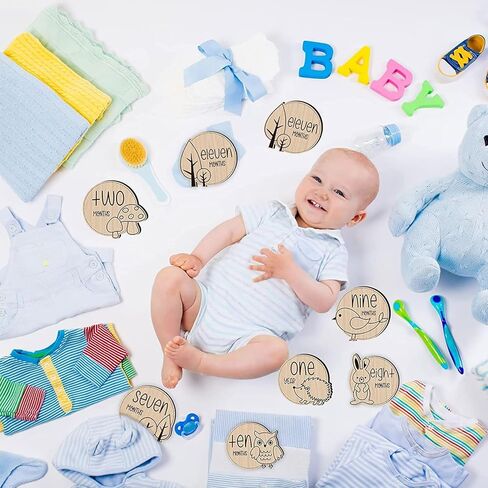 بطاقات المعالم الشهرية للطفل، أقراص خشبية لدعم الصور، دعامات تصوير لحديثي الولادة لتوثيق نمو طفلك، علامة إعلان الطفل، 12 بطاقة قابلة للعكس للحمل وحفلة استقبال الطفل in Kuwait