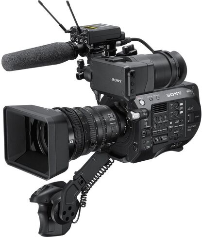 Sony PXW-FS7M2 XDCAM Super 35 Camera System (PXW-FS7M2) + Sigma 24-70mm f/2.8 Lens (578965) + 120GB Memory Card + BP-U35 Battery + Filter Kit + Bag + Memory Wallet + Cap Keeper + More (Renewed) in Saudi Arabia