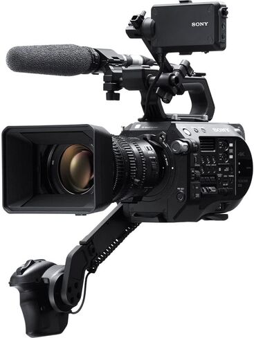 Sony PXW-FS7M2 XDCAM Super 35 Camera System (PXW-FS7M2) + Sigma 24-70mm f/2.8 Lens (578965) + 120GB Memory Card + BP-U35 Battery + Filter Kit + Bag + Memory Wallet + Cap Keeper + More (Renewed) in Saudi Arabia