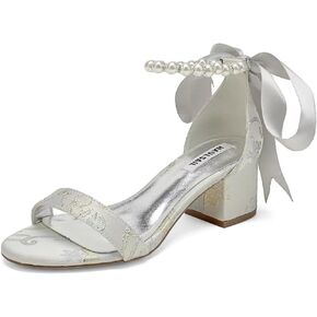 أحذية زفاف ذات كعب عريض للعروس، أحذية زفاف مزهرة، أحذية زفاف لؤلؤية، صنادل بكعب نسائي in Kuwait