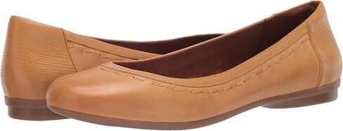 Cobb Hill Maiika Women's Comfort Ballet Flat in Saudi Arabia