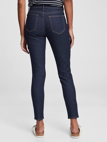 GAP Women's Mid-Rise Favorite Jegging Pant in Saudi Arabia