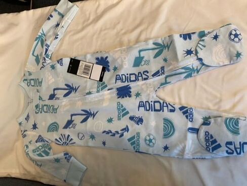 طبعة النوم واللعب من أديداس بيبي بوي in Kuwait