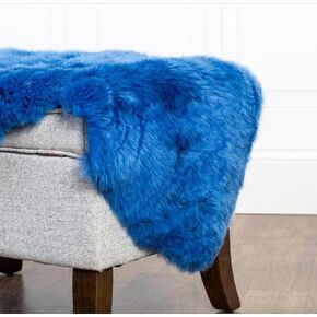 HUAHOO Premium Genuine Sheepskin Rug Real Australia Sheepskin Natural Luxury Fluffy Lambskin Fur Area Rug Seat Covers for Kids Bedroom Sofa Chair Cover Pets Dogs Mat Single Pelt/2'x 3' White/Ivory in Kuwait