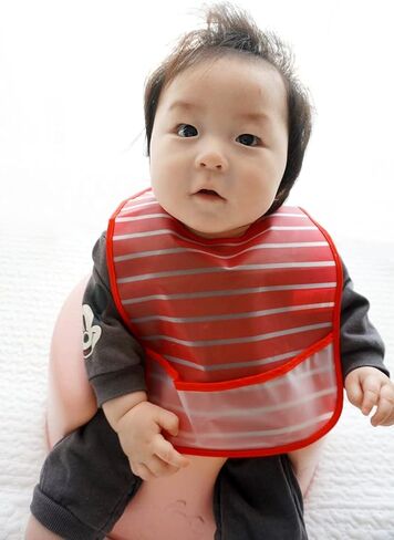 صدريات أطفال من مادة PEVA المقاومة للماء للجنسين من ليتل تريجر in Kuwait