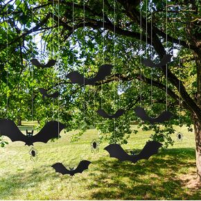 12 قطعة من خفافيش الهالوين، خفافيش مصاصة الدماء المطاطية، خفاش معلق لحفلات الهالوين، يوم كذبة أبريل، ديكور المنزل المسكون in Kuwait